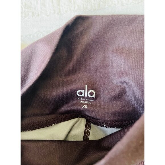 ALO High waisted Airbrushed Cropped Leggings SZ XS - Picture 6 of 6